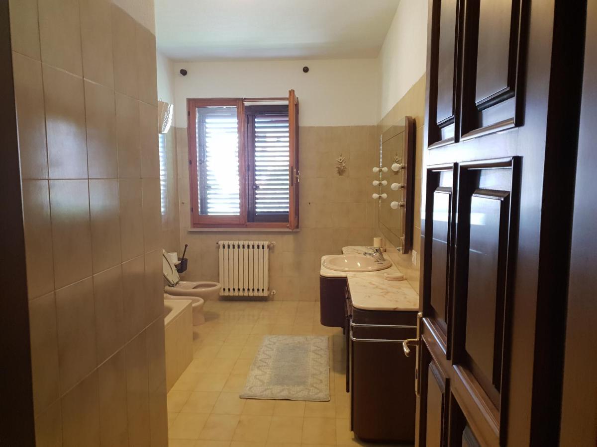 Viliam B&B Olbia Ngoại thất bức ảnh