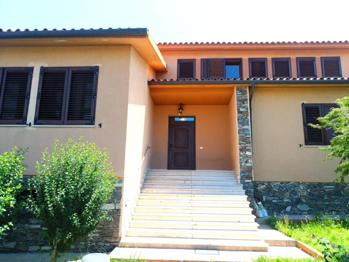 Viliam B&B Olbia Ngoại thất bức ảnh